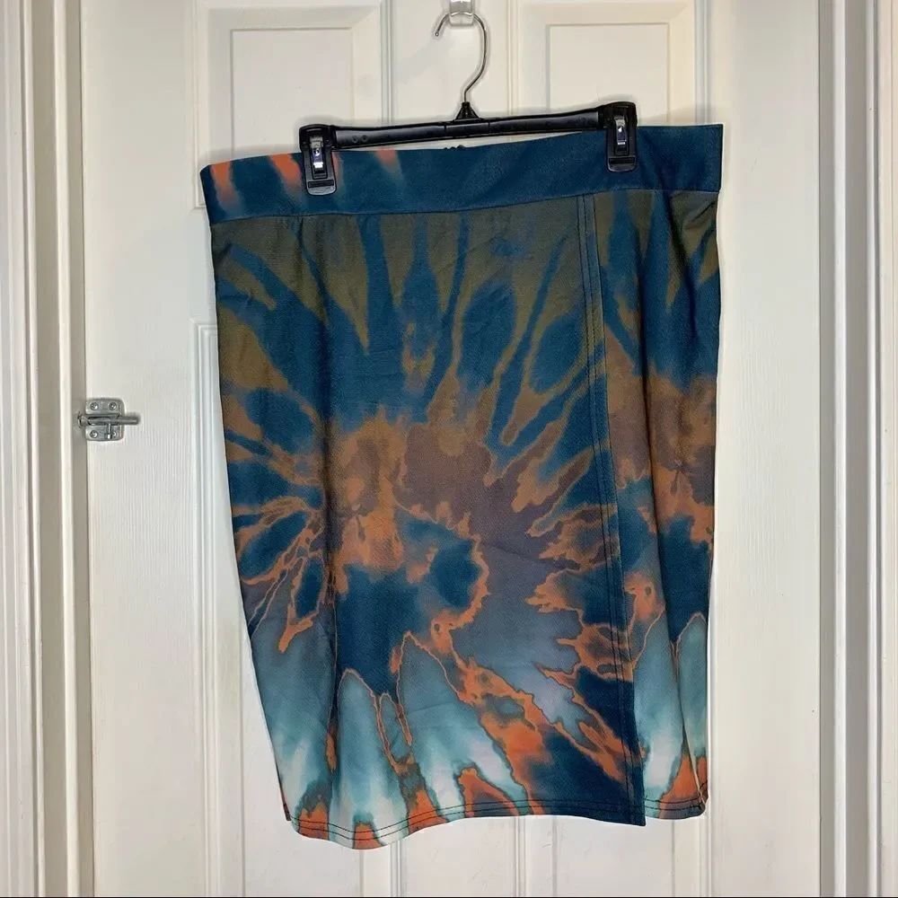 Lily by Firmiana Tie-Dyed Skirt Size 2XL